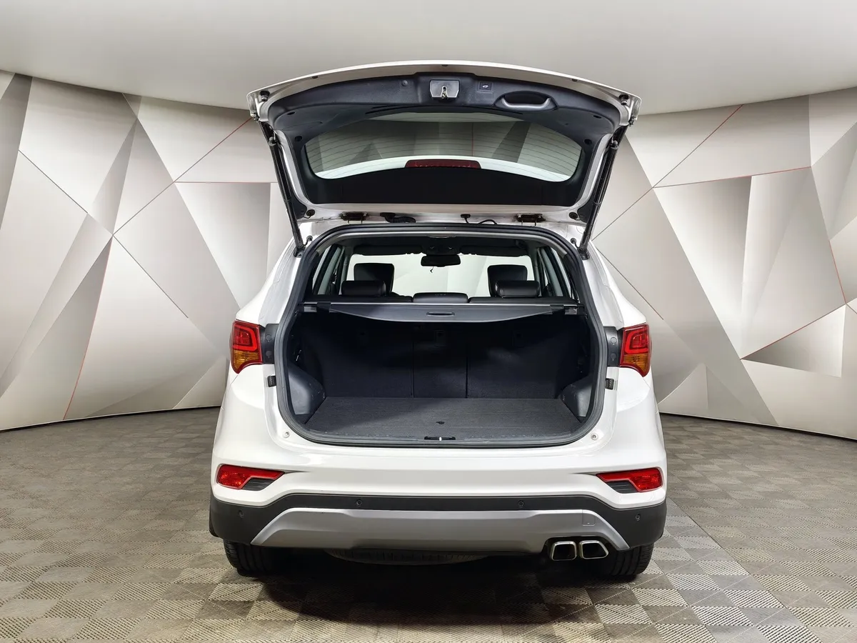 Hyundai Santa Fe 2.4 AT AWD (171 л.с.) Comfort Белый в АВИЛОН. Слайд №12