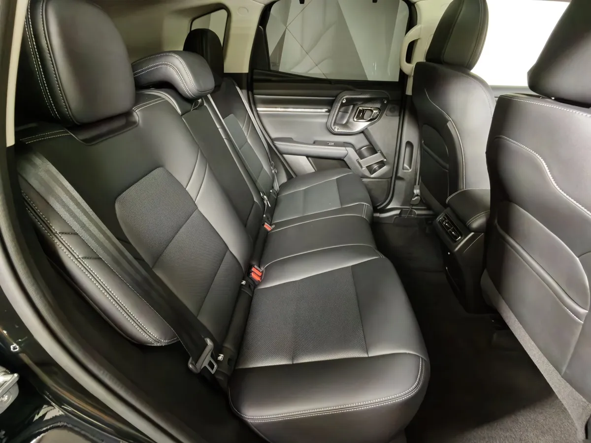 Haval PRO H7 2.0T 7DCT 4WD (192 л.с.) Tech Plus Черный в АВИЛОН. Слайд №16
