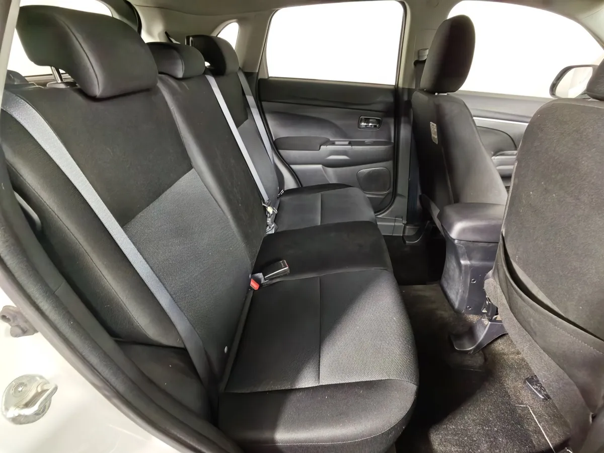 Mitsubishi ASX 1.8 CVT 2WD (140 л.с.) Белый в АВИЛОН. Слайд №15