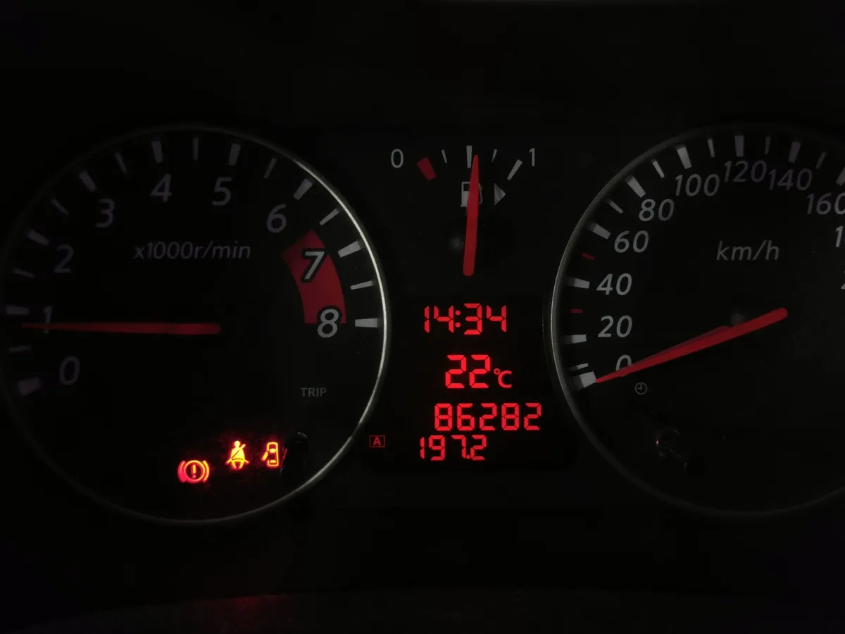 Nissan Note 1.6 MT (110 л.с.) Comfort Серебристый в АВИЛОН. Слайд №18
