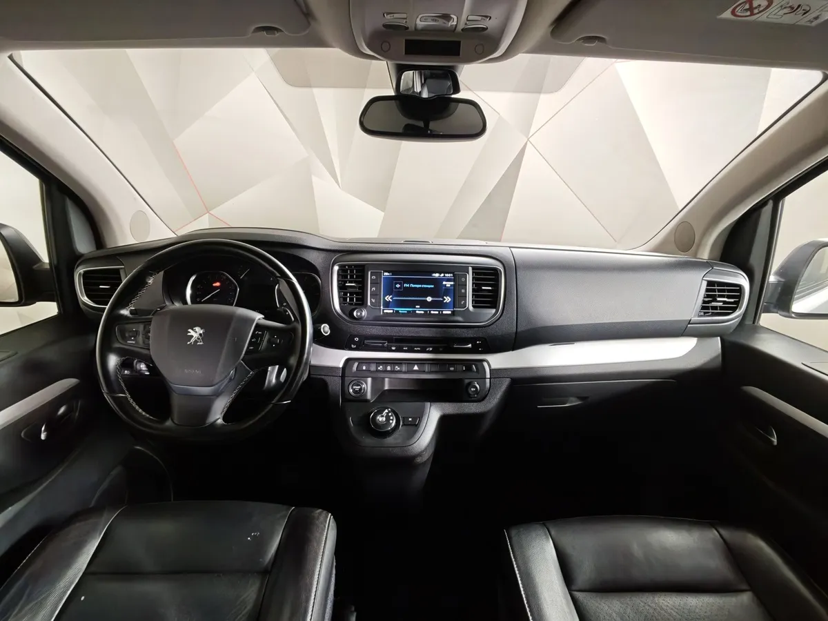 Peugeot Traveller Business 2.0 Hdi AT (150 л.с.) VIP Серый в АВИЛОН. Слайд №12