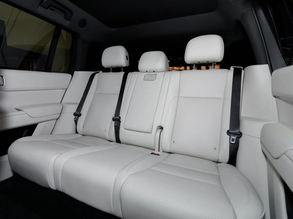 Li Auto L7 1.5 AT 4WD (449 л.с.) Ultra Голубой в АВИЛОН. Слайд №11