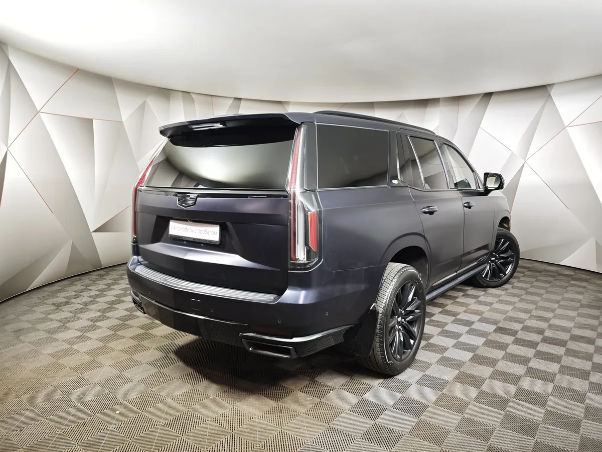 Cadillac Escalade 6.2 AT AWD (420 л.с.) Sport Синий в АВИЛОН. Слайд №2