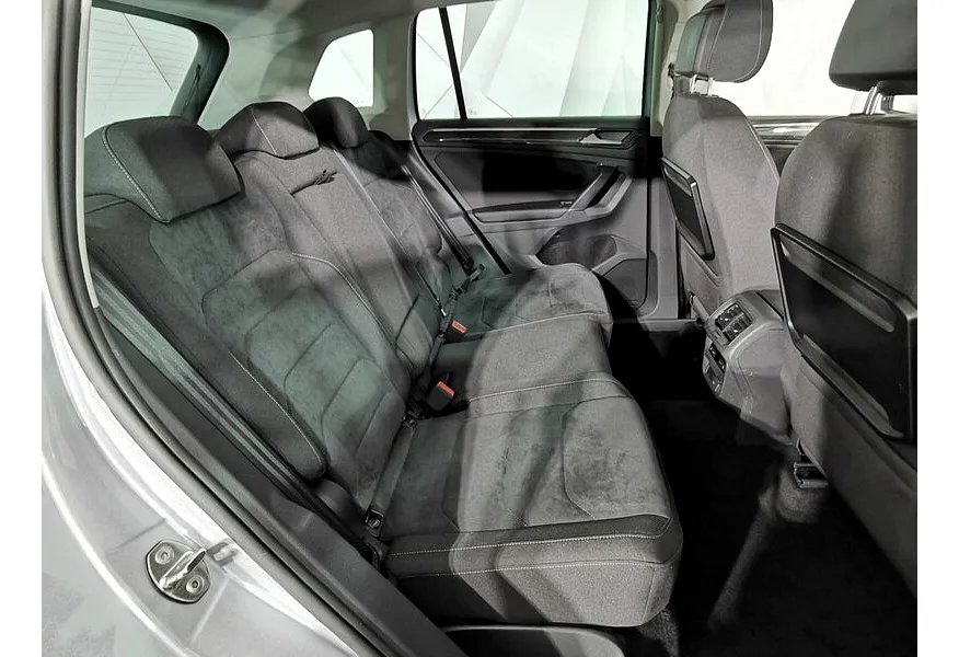 LIVE. Слайд №12