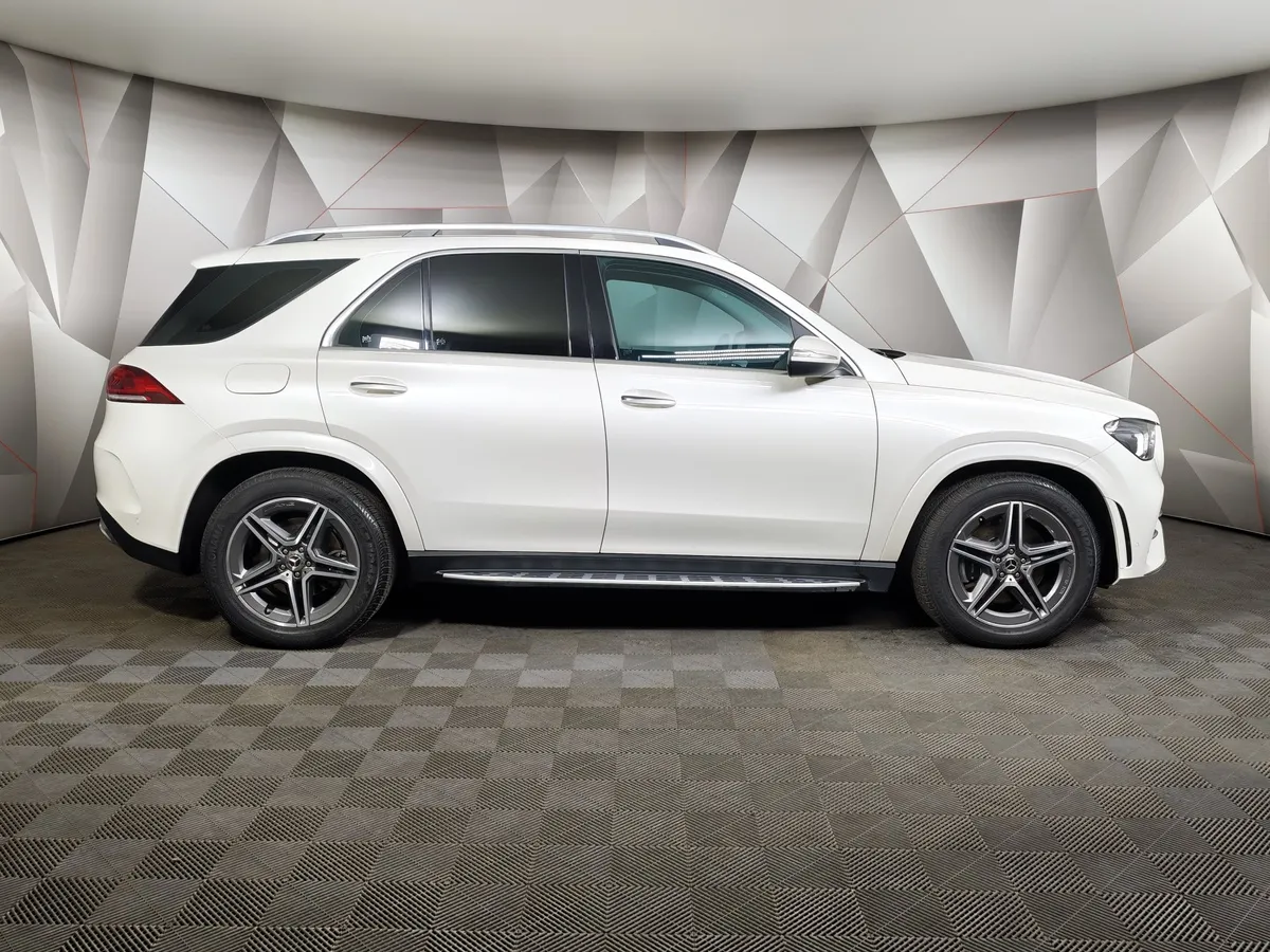 Mercedes-Benz GLE 300 d 4MATIC 9G-TRONIC (245 л.с.) Sport Белый в АВИЛОН. Слайд №6