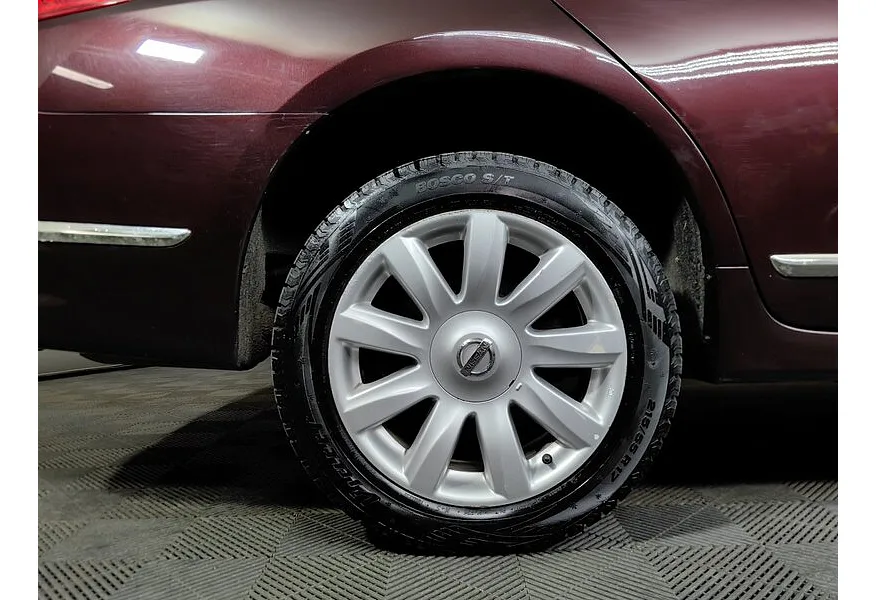 Nissan Teana 2.5 Xtronic AWD (167 л.с.) Красный в АВИЛОН. Слайд №9