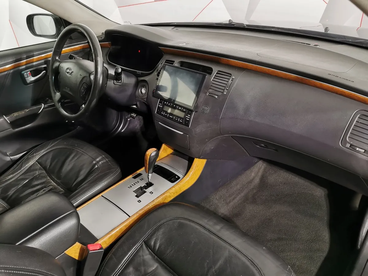 Hyundai Grandeur 2.7 AT (192 л.с.) Черный в АВИЛОН. Слайд №12