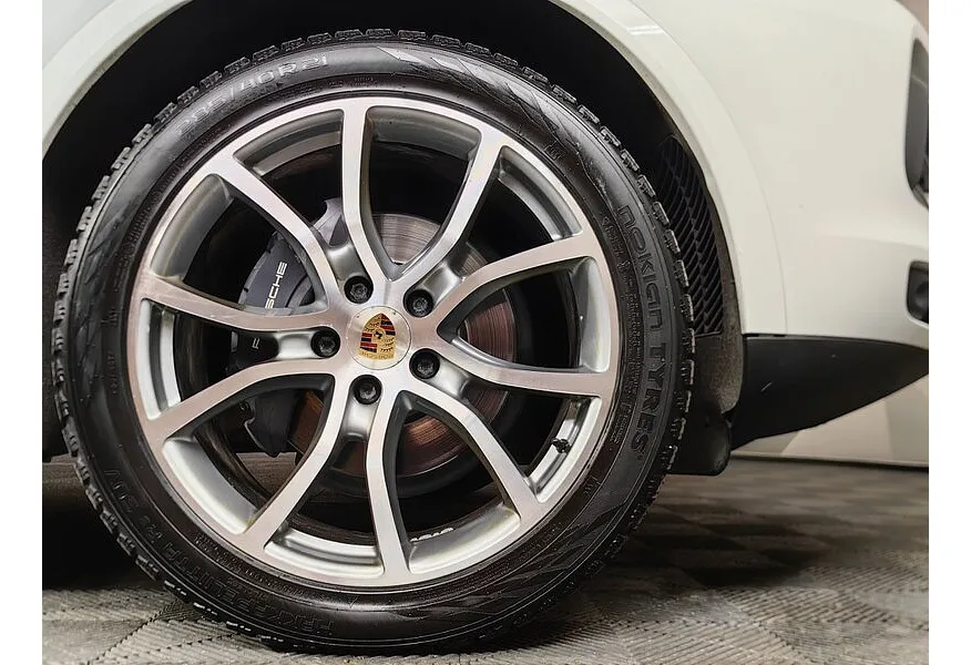 Porsche Cayenne Coupe 3.0 Tiptronic AWD (340 л.с.) Белый в АВИЛОН. Слайд №9