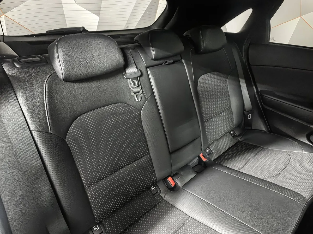 Kia Ceed 1.4 T-GDI AMT (140 л.с.) Premium Plus Серый в АВИЛОН. Слайд №16