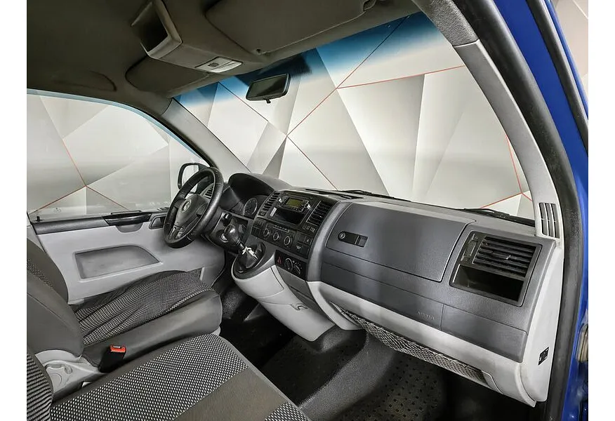 Volkswagen Transporter 1.9 TDI SWB L1H1 MT (84 л.с.) Синий в АВИЛОН. Слайд №11