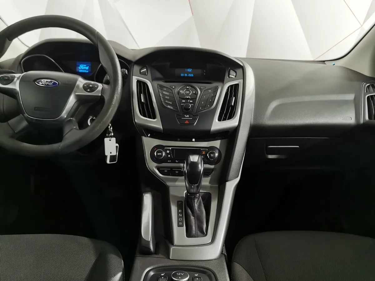 Ford Focus 1.6 PowerShift (105 л.с.) Trend Черный в АВИЛОН. Слайд №15