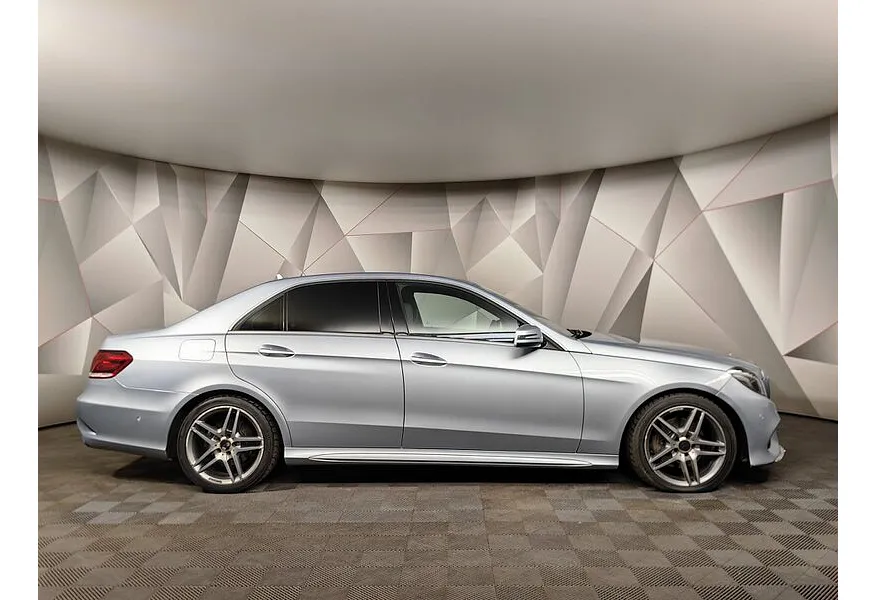 Mercedes-Benz E-Класс E 200 T BlueEfficiency 7G-Tronic Plus (184 л.с.) Серый в АВИЛОН. Слайд №6