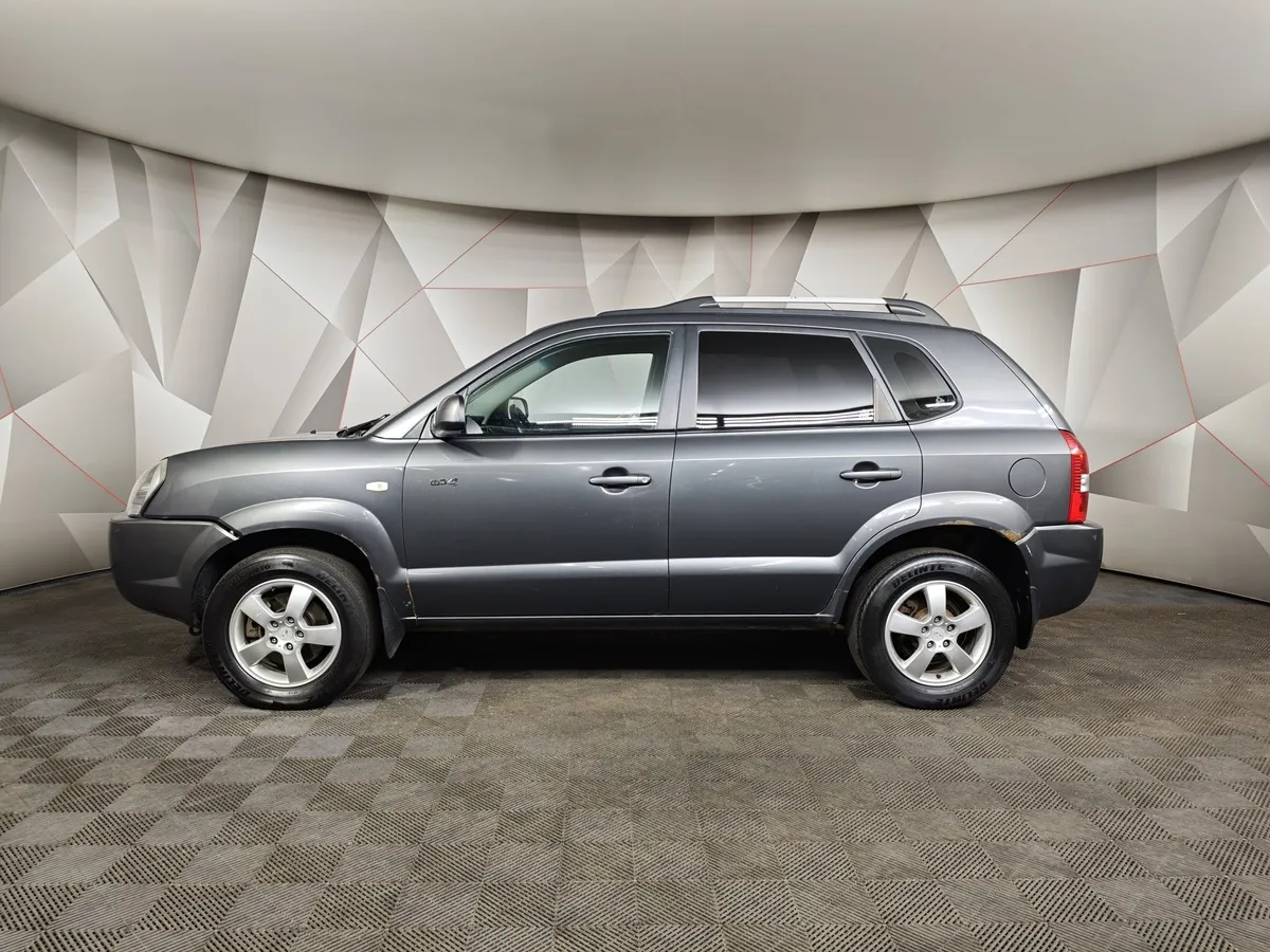 Hyundai Tucson 2.0 AT 4WD (142 л.с.) Серый в АВИЛОН. Слайд №5