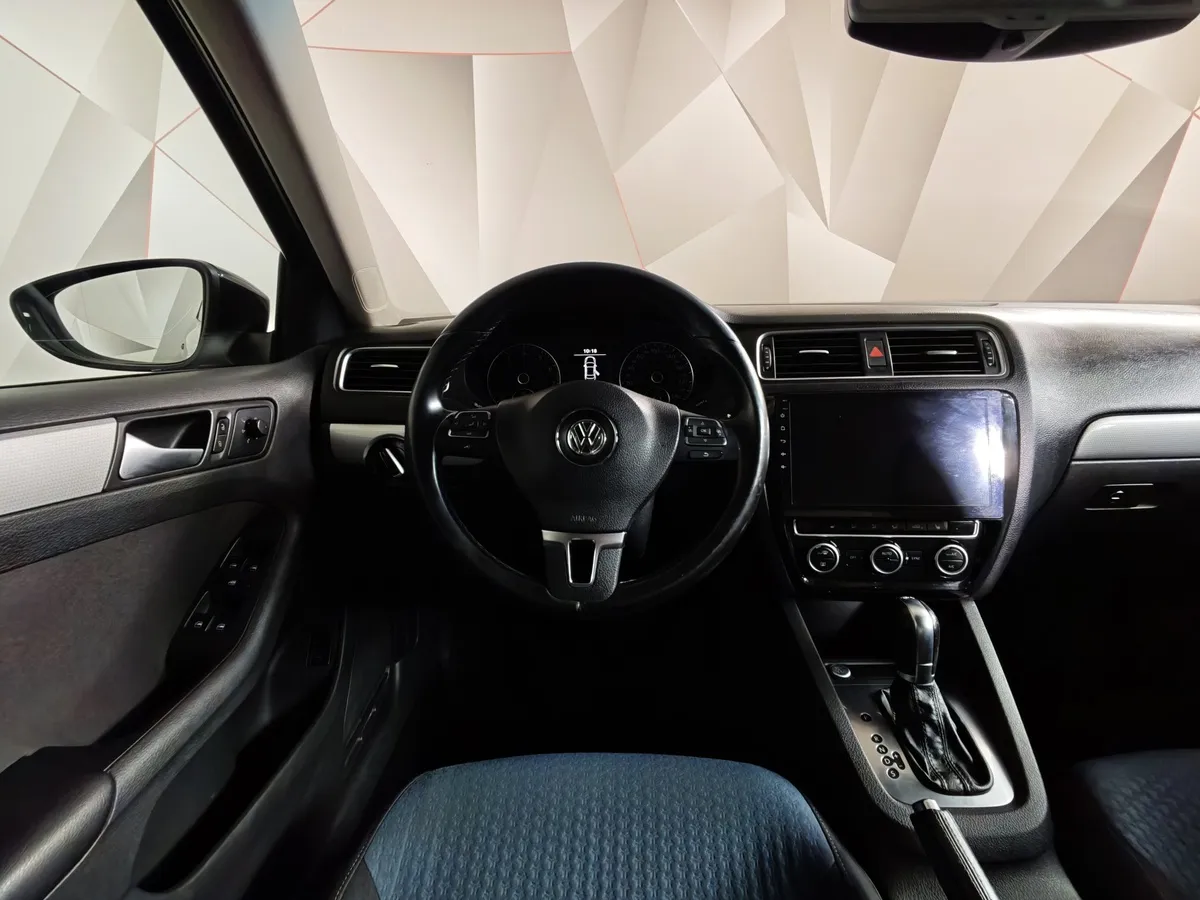 Volkswagen Jetta 1.4 TSI DSG (122 л.с.) Comfortline Черный в АВИЛОН. Слайд №19