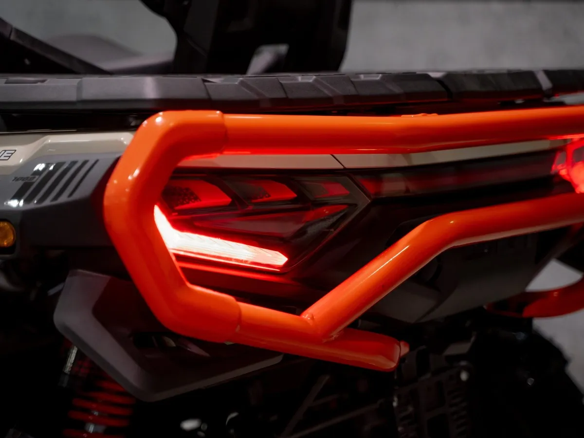 Loncin Xwolf 1000 976 см³ (98 л.с.) 98 976 Желтый в АВИЛОН. Слайд №7