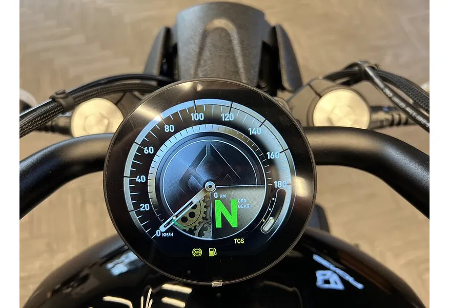 Benda Dark Flag 500 496 см³ (54 л.с.) (54) 496 Черный в АВИЛОН. Слайд №8