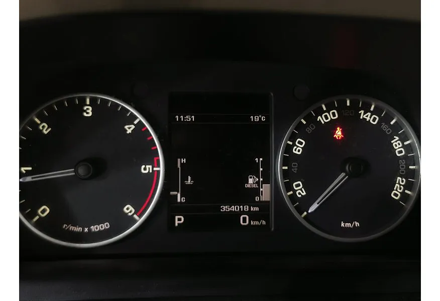 Land Rover Discovery 2.7 TD AT (188 л.с.) Коричневый в АВИЛОН. Слайд №18