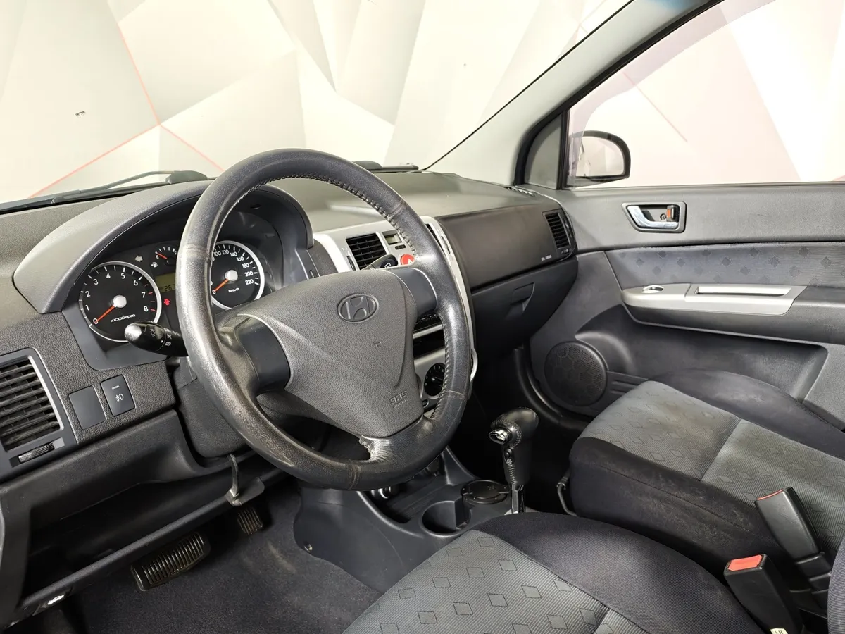 Hyundai Getz 1.6 AT (105 л.с.) Бежевый в АВИЛОН. Слайд №19