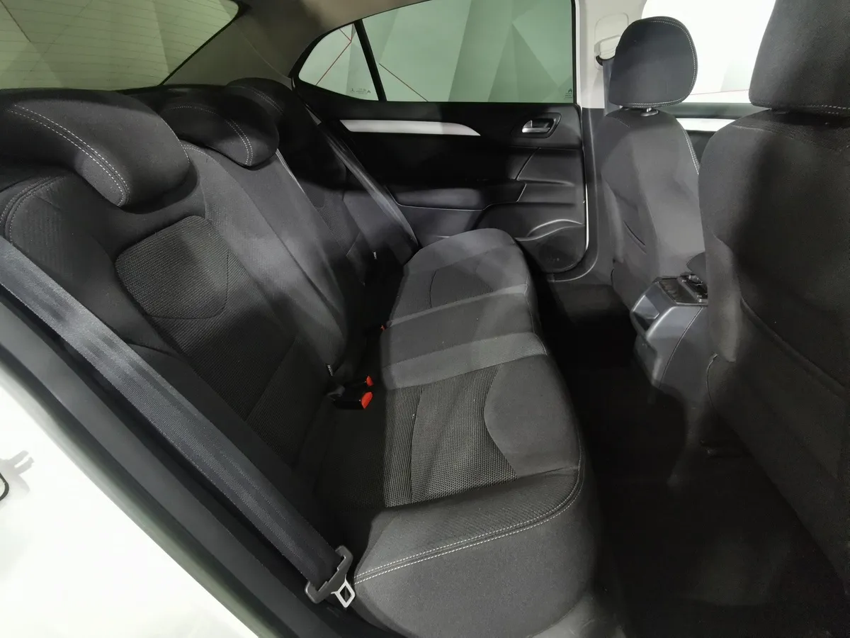 Citroen C4 1.6 THP AT (150 л.с.) Белый в АВИЛОН. Слайд №15