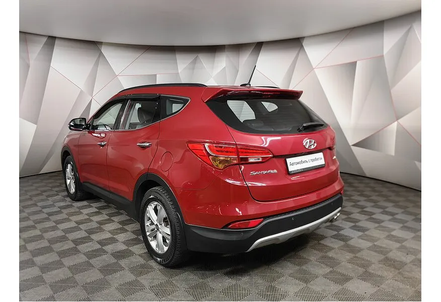 Hyundai Santa Fe 2.4 AT 4WD (175 л.с.) Dynamic Красный в АВИЛОН. Слайд №4