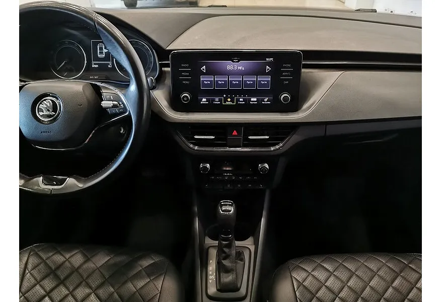 Skoda Rapid 1.6 AT (110 л.с.) Черный в АВИЛОН. Слайд №14