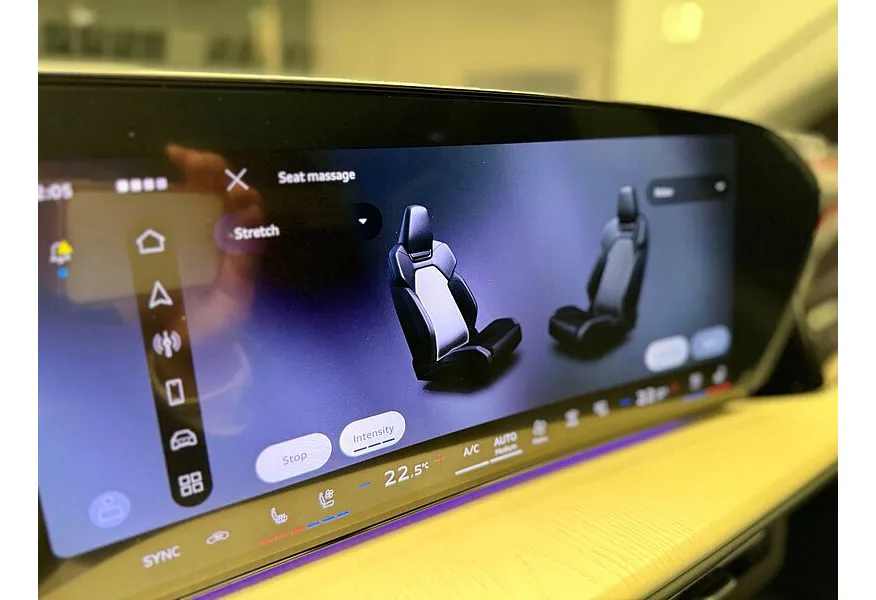 Audi Q5 L 2.0 40 TFSI S tronic quattro (204 л.с.) Черный в АВИЛОН. Слайд №18