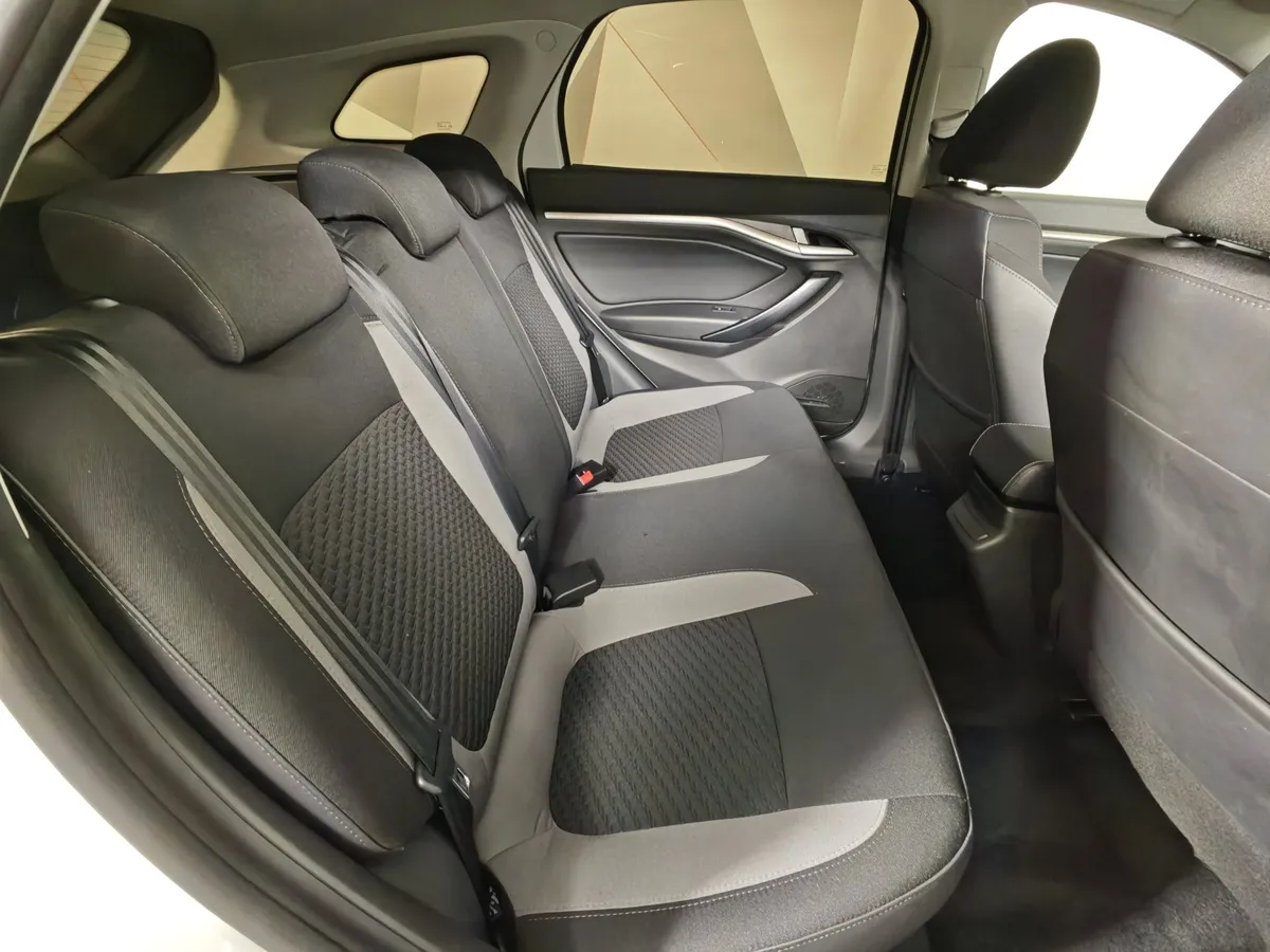 ВАЗ (Lada) Vesta 1.8 MT (122 л.с.) Белый в АВИЛОН. Слайд №16