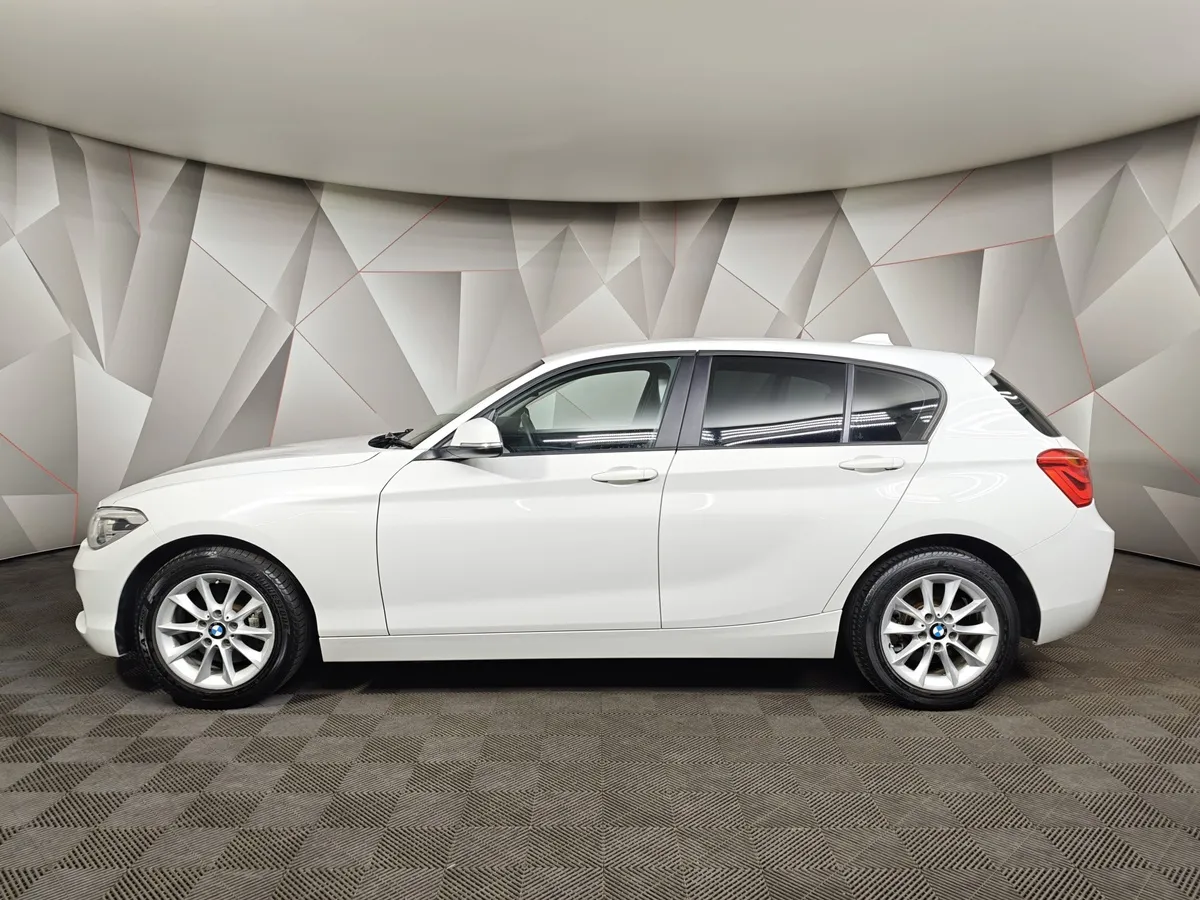 BMW 1 серия 118i AT (136 л.с.) Белый в АВИЛОН. Слайд №5