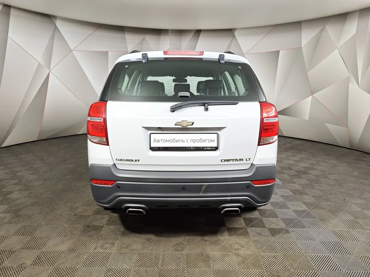 Chevrolet Captiva 2.4 AT (5 мест) (167 л.с.) LT Белый в АВИЛОН. Слайд №8