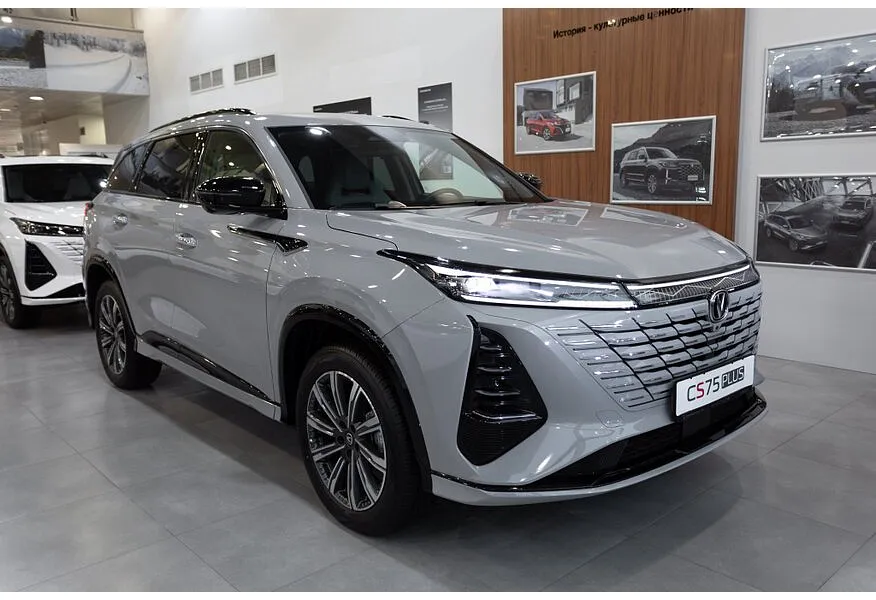 АВИЛОН - Changan CS75PLUS 2.0 AT (223 л.с.) Tech Серый - slide 9467343