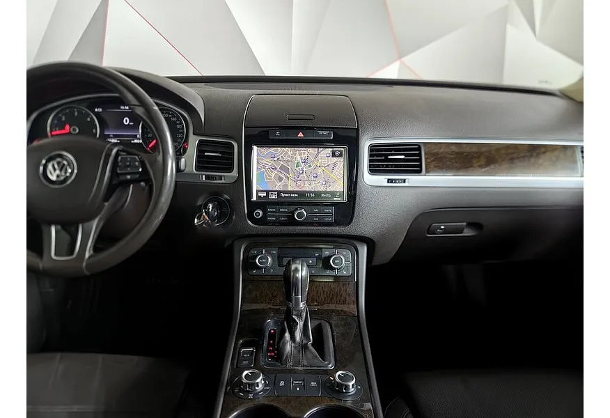 Volkswagen Touareg 3.0 TDI Tiptronic 4Motion (245 л.с.) Коричневый в АВИЛОН. Слайд №15
