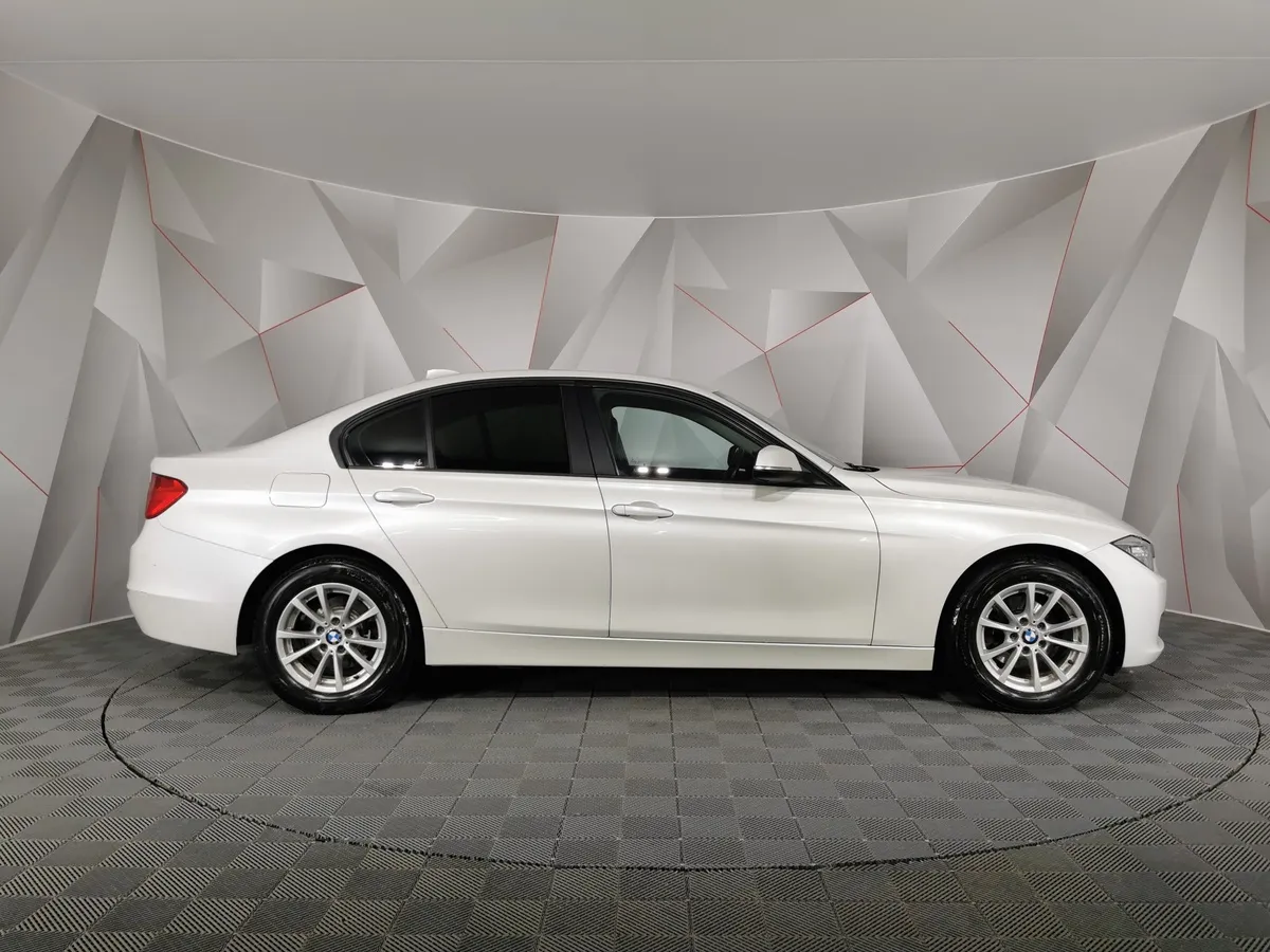 BMW 3 серия 320i AT (184 л.с.) Белый в АВИЛОН. Слайд №6
