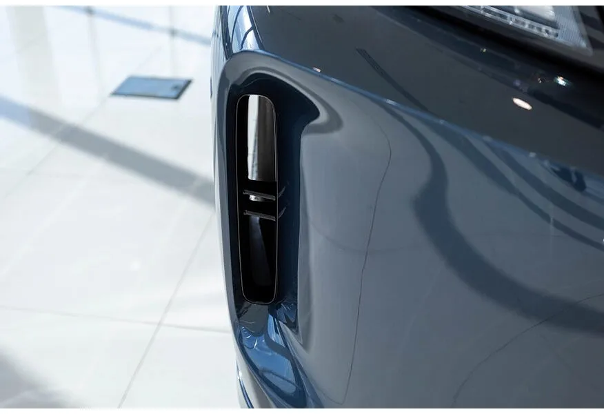 EVOLUTE i-SPACE 1.5 CVT (218 л.с.) (5 мест) Серый в АВИЛОН. Слайд №19