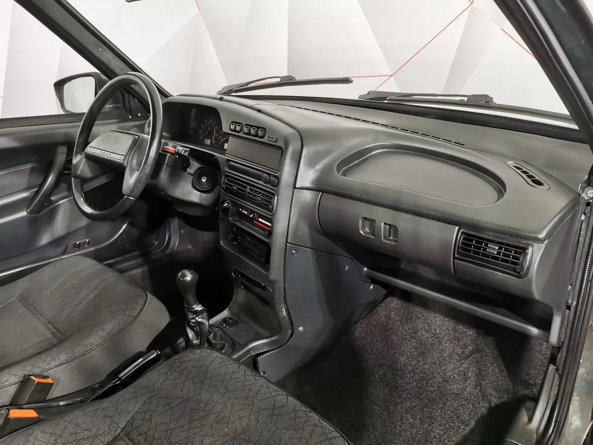 ВАЗ (Lada) 2115 1.5 MT (76 л.с.) Зеленый в АВИЛОН. Слайд №12