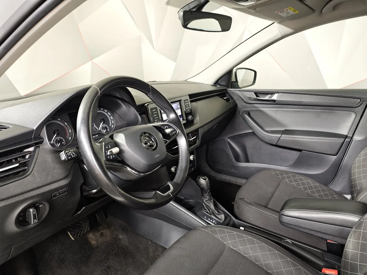 Skoda Rapid 1.6 AT (110 л.с.) Белый в АВИЛОН. Слайд №19