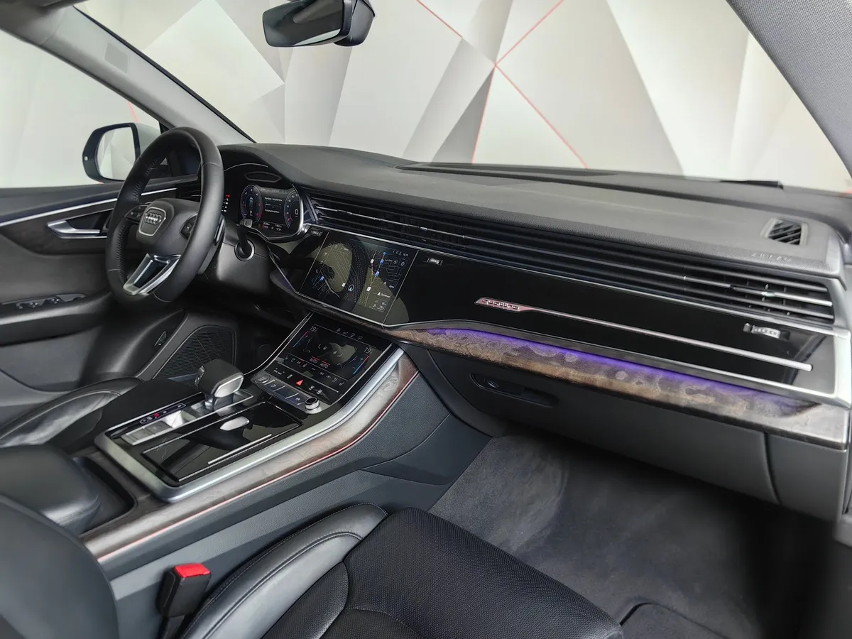 Audi Q8 45 TDI Tiptronic quattro (249 л.с.) Белый в АВИЛОН. Слайд №13