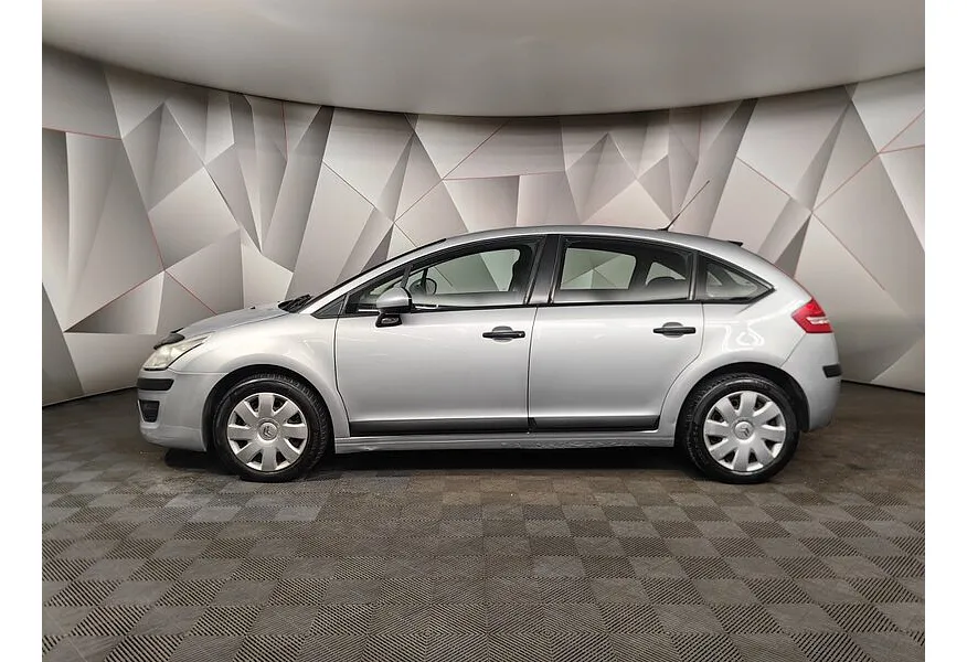 LIVE. Слайд №3