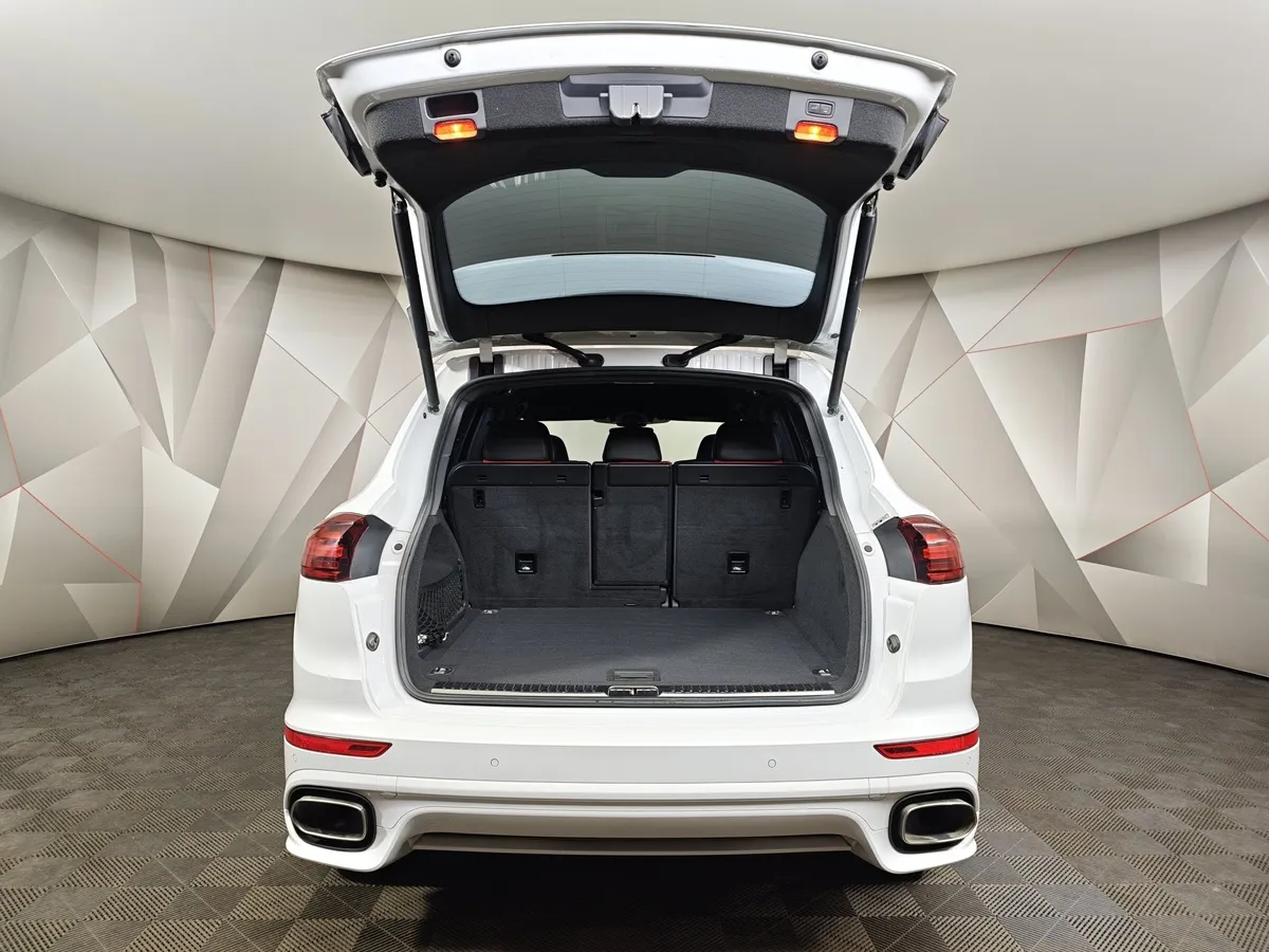 Porsche Cayenne 3.6 Tiptronic AWD (300 л.с.) Белый в АВИЛОН. Слайд №12