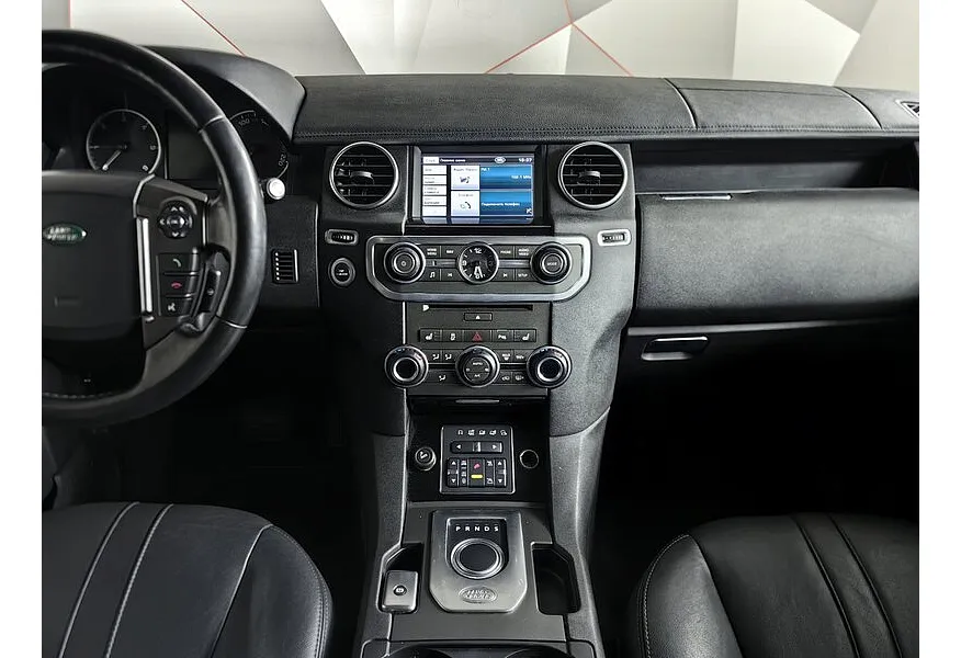 Land Rover Discovery 3.0 TD AT (245 л.с.) SE Черный в АВИЛОН. Слайд №15