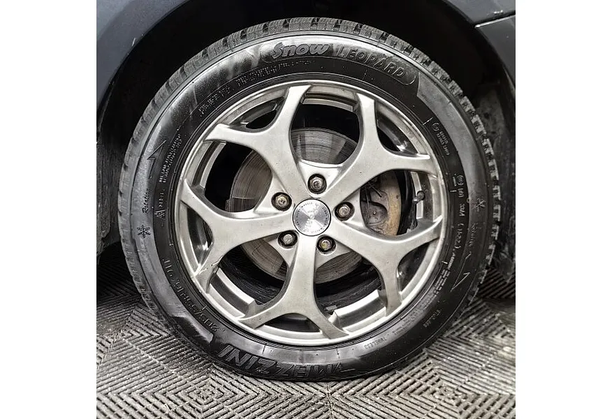 Ford Focus 1.6 AT (101 л.с.) Серый в АВИЛОН. Слайд №9 Ford Focus 1.6 AT (101 л.с.) Серый в АВИЛОН. Слайд №9