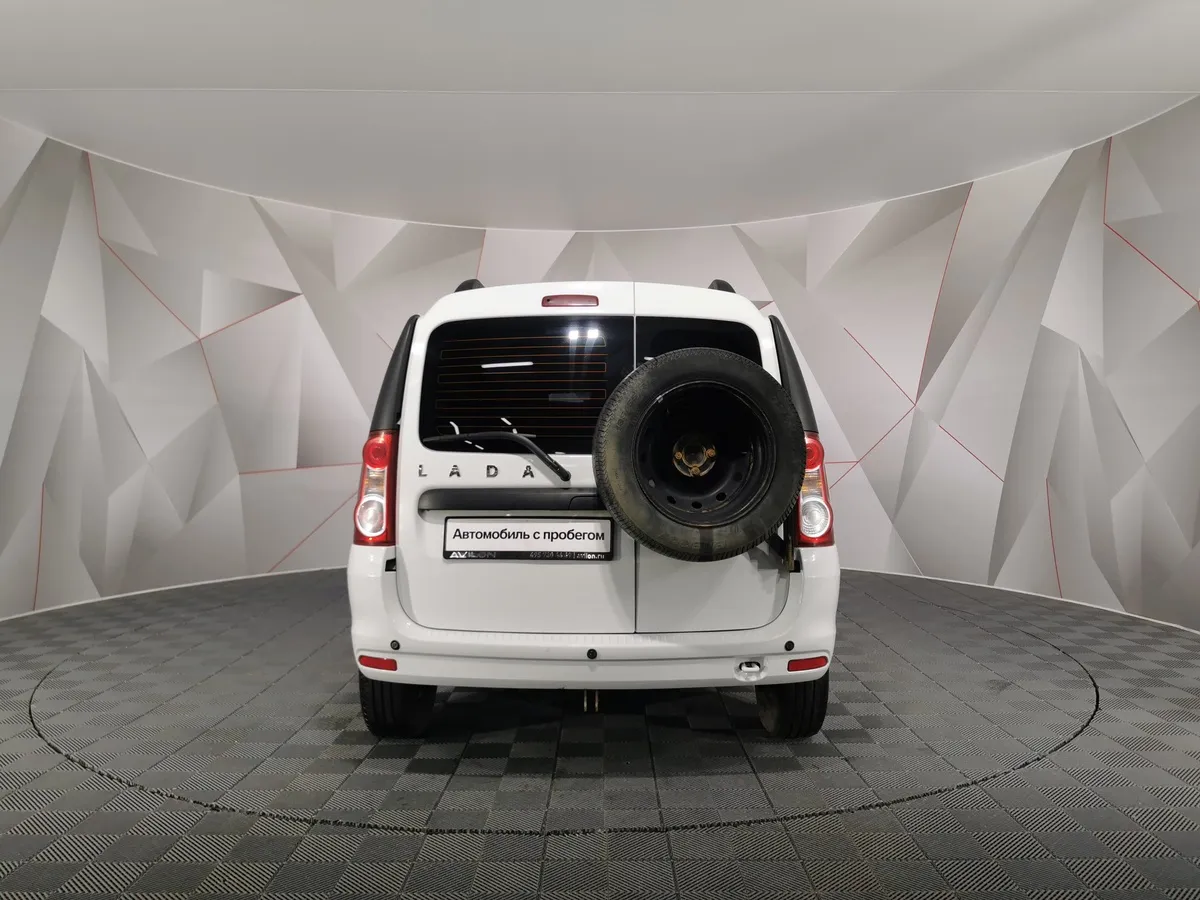 ВАЗ (Lada) Largus 1.6 MT 16 кл (5 мест) (105 л.с.) Белый в АВИЛОН. Слайд №8