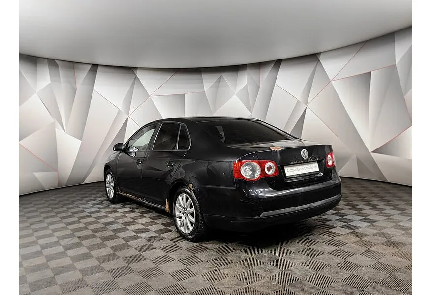 Volkswagen Jetta 1.6 MT (102 л.с.) Trendline Черный в АВИЛОН. Слайд №4