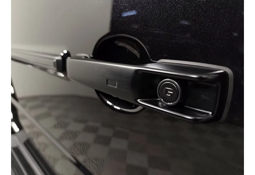 АВИЛОН - Mercedes-Benz G-Класс G 63 AMG Speedshift 4Matic (585 л.с.) Черный - slide 16