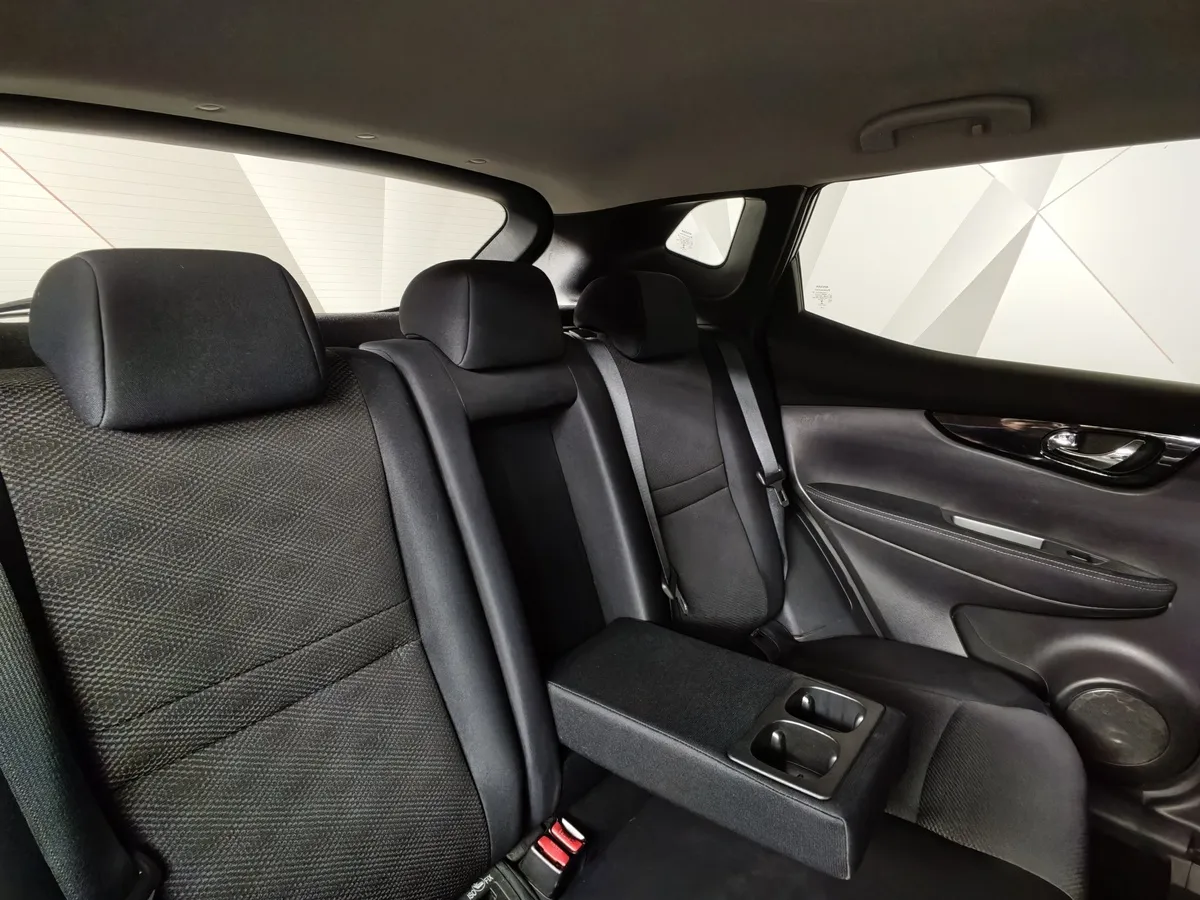 Nissan Qashqai 2.0 CVT (144 л.с.) Серый в АВИЛОН. Слайд №17