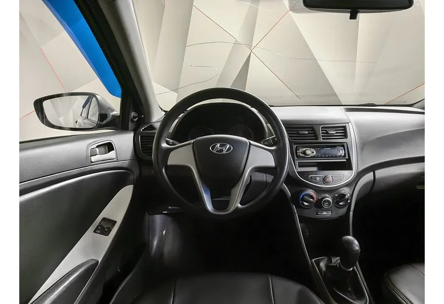 Hyundai Solaris 1.6 MT (123 л.с.) Active Plus Фиолетовый в АВИЛОН. Слайд №18