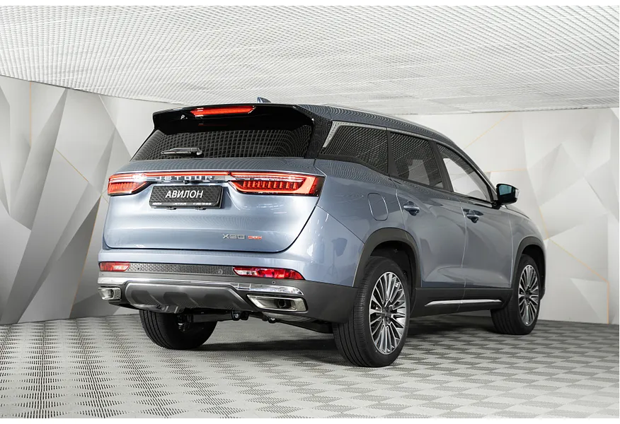 JETOUR X90 Plus 2.0T 7DCT 4WD (7 мест) (244 л.с.) Премиум Серый в АВИЛОН. Слайд №4