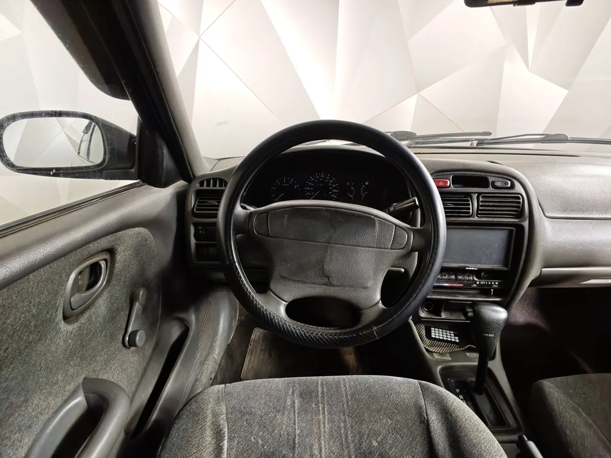 Suzuki Esteem 1.8 AT (121 л.с.) Черный в АВИЛОН. Слайд №16