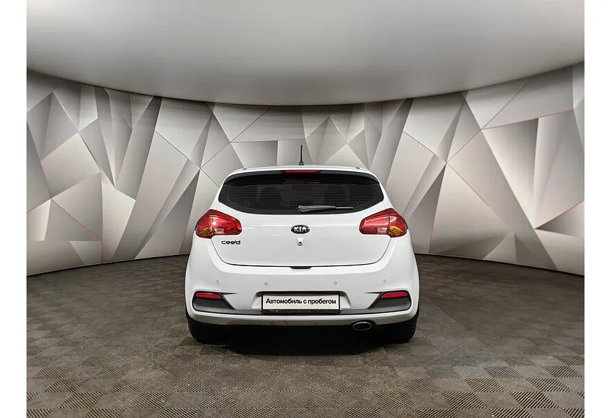 Kia Ceed 1.6 CRDi AT (115 л.с.) Белый в АВИЛОН. Слайд №8