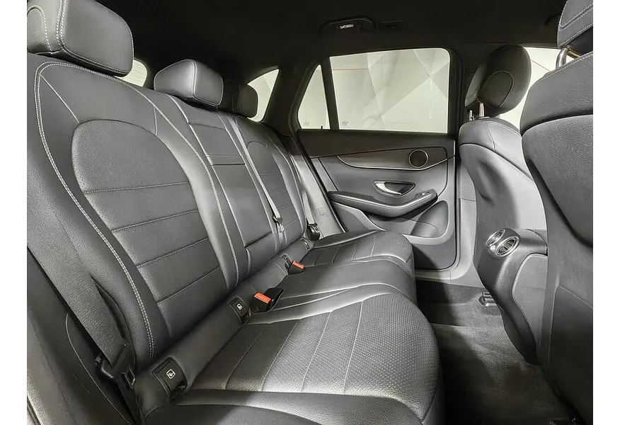 Mercedes-Benz GLC 300 9G-TRONIC 4MATIC (249 л.с.) Sport Plus (Локальная сборка) Белый в АВИЛОН. Слайд №16