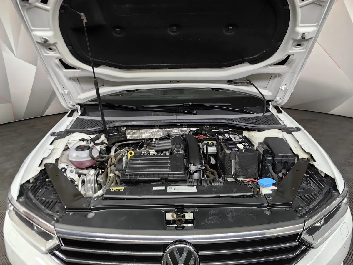 Volkswagen Passat 1.4 TSI BlueMotion DSG (150 л.с.) Comfortline Белый в АВИЛОН. Слайд №11